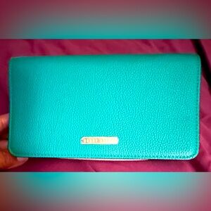 BOBBI BROWN Cosmetic Make Up Brush Case Green New Case Only